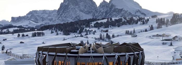 زمستانی رویایی در دهکده دولومیتیس